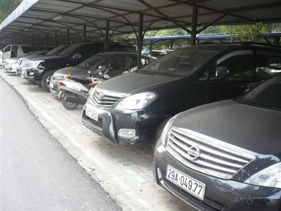 Các điểm đỗ của Hà Nội hiện mới đáp ứng được 10% nhu cầu.