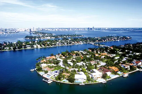 Đảo Ngôi Sao ở Miami, Hoa Kỳ, “địa chỉ đỏ” cho các tỷ phú Nga đầu tư bất động sản.