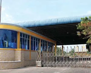 Nhà máy của Công ty TNHH Quốc tế APL tại Khu công nghiệp Gò Dầu (Đồng Nai) đang bỏ hoang. Nhà máy của Công ty TNHH Quốc tế APL tại Khu công nghiệp Gò Dầu (Đồng Nai) đang bỏ hoang.