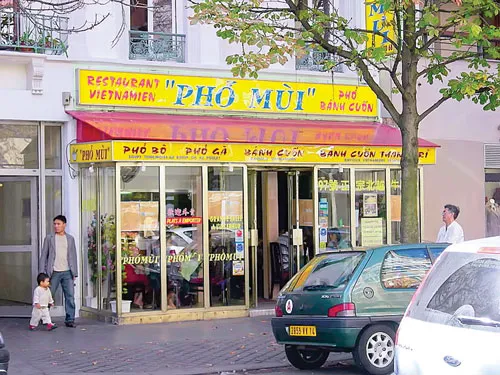 Một tiệm phở của người Việt ở quận 13, Paris.