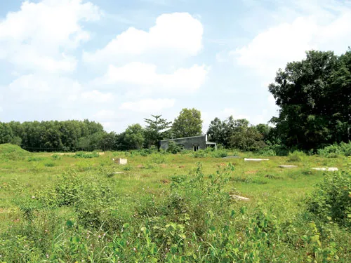 Dự án KDC Phú Thuận sau 8 năm triển khai vẫn chỉ là bãi đất trống.