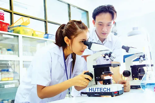 TPHCM rất lợi thế khi nâng cao chất lượng nguồn nhân lực, bởi có nhiều trường đại học, viện nghiên cứu với nguồn trí tuệ dồi dào.