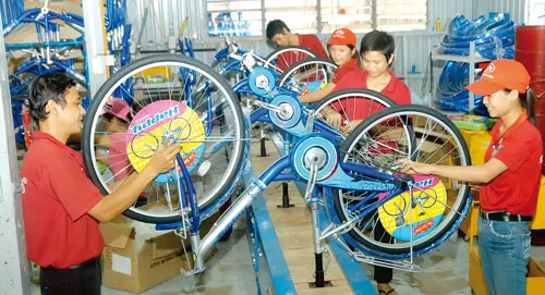 Vụ kiện xe đạp Việt Nam của EU đã làm giảm hơn 90% kim ngạch xuất khẩu mặt hàng này vào thị trường EU, từ 101 triệu USD/năm xuống còn 1,4 triệu USD/năm. Ảnh: CAO THĂNG