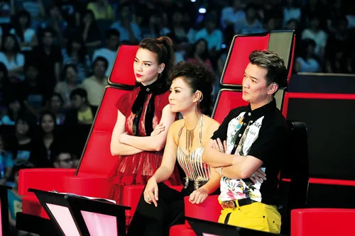 3 ca sĩ giàu có đang là thần tượng của giới trẻ: Hồ Ngọc Hà, Thu Minh và Đàm Vĩnh Hưng. 3 ca sĩ giàu có đang là thần tượng của giới trẻ: Hồ Ngọc Hà, Thu Minh và Đàm Vĩnh Hưng.