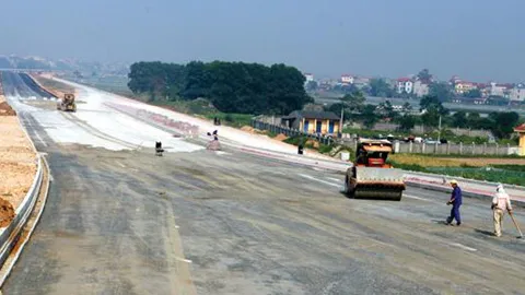 Đường nối Sân bay Nội Bài - Cầu Nhật Tân là 1 trong 7 dự án được chọn nhận vốn đối ứng đợt 1 năm 2014. Đường nối Sân bay Nội Bài - Cầu Nhật Tân là 1 trong 7 dự án được chọn nhận vốn đối ứng đợt 1 năm 2014.