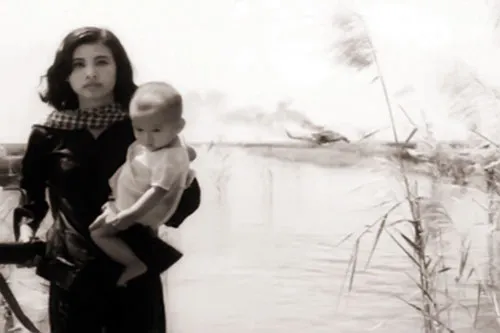 Một cảnh trong phim "Cánh đồng hoang". Một cảnh trong phim "Cánh đồng hoang".