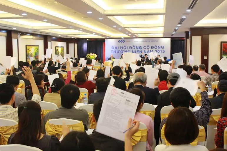 Quang cảnh ĐHCĐ 2015 của FLC.