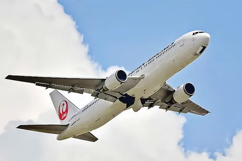 "Hạc đỏ" JAL đã hồi sinh. "Hạc đỏ" JAL đã hồi sinh.