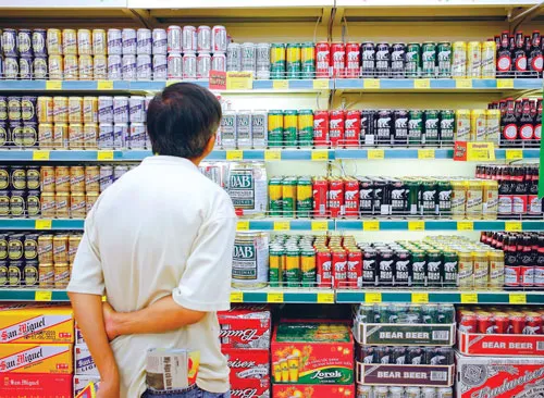 Ngành bia rượu Việt Nam tăng trưởng 2 con số dù kinh tế còn chật vật chống đỡ ảnh hưởng khủng hoảng.