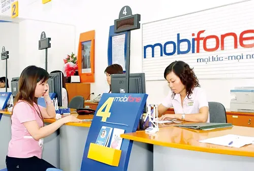 Cổ phần hóa hay sáp nhập MobiFone sẽ ảnh hưởng mạnh đến thị trường viễn thông Việt Nam thời gian tới. Cổ phần hóa hay sáp nhập MobiFone sẽ ảnh hưởng mạnh đến thị trường viễn thông Việt Nam thời gian tới.