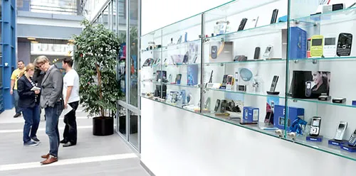 Nokia sẽ phải cắt giảm nhân sự, đóng cửa các trung tâm nghiên cứu nhà máy để tiết kiệm chi phí.