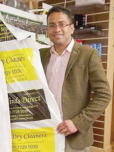 Norman Perera phải tìm đến những nguồn vốn lãi suất cao như Boot Capital vì ngân hàng không cho vay vốn.