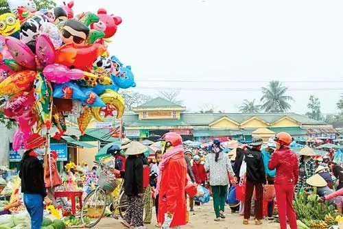 Chợ phiên Cam Lộ.