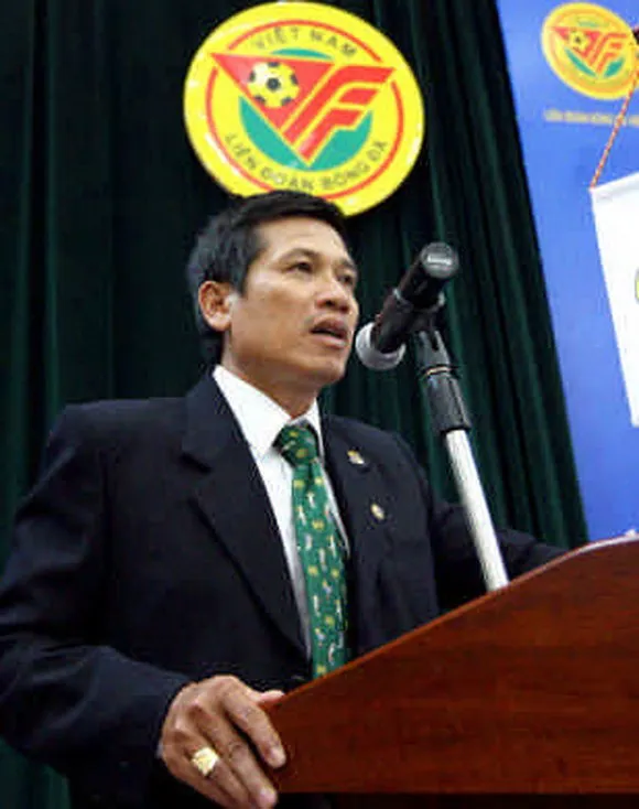 Ông Dương Văn Hiền: “Kiên quyết đối với những hành vi bạo lực trên sân cỏ“ ảnh 1