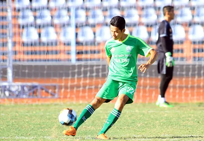 Văn Quân bất ngờ được VFF giảm án phạt.