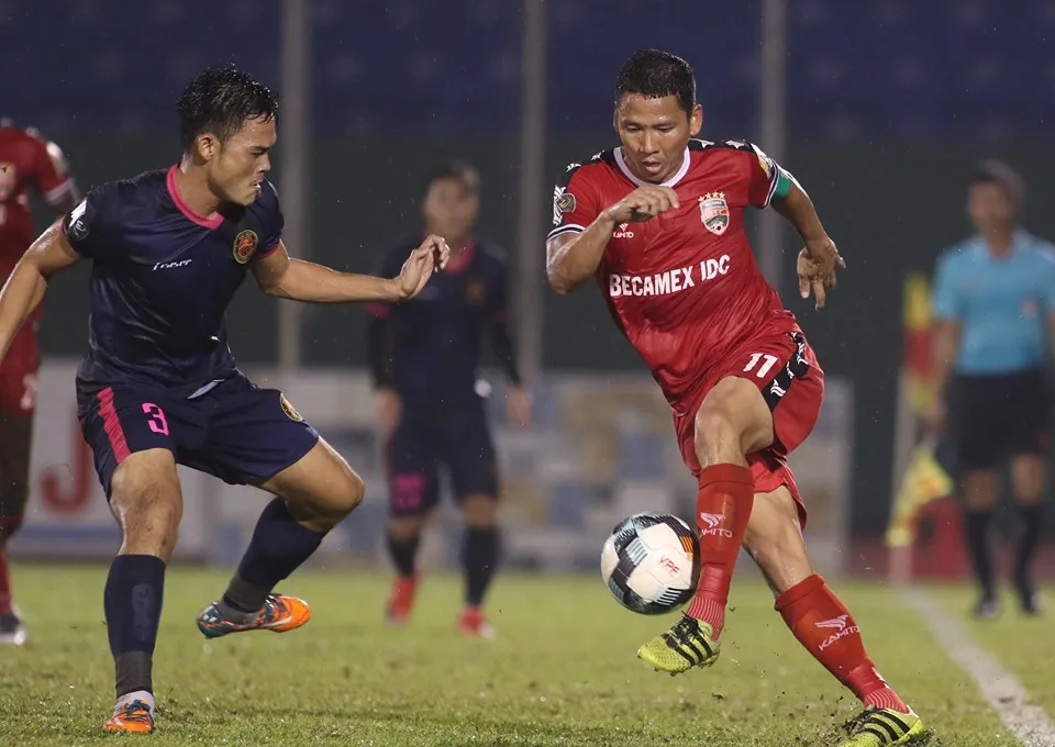 Mansaray tỏa sáng, Bình Dương kết thúc chuỗi hạn ảnh 1