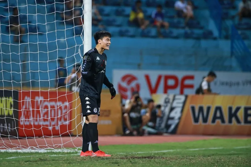 Thắng sát nút Đà Nẵng, Hà Nội giữ vững vị trí thứ 2 ảnh 1