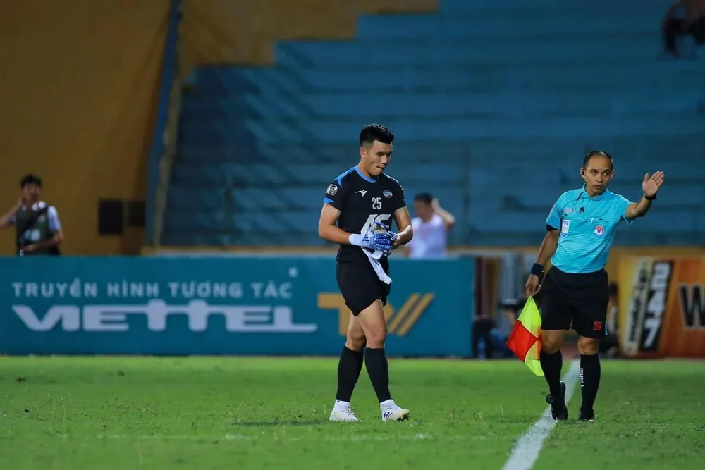 Viettel thắng Hải Phòng trong trận cầu có 2 thẻ đỏ ảnh 1