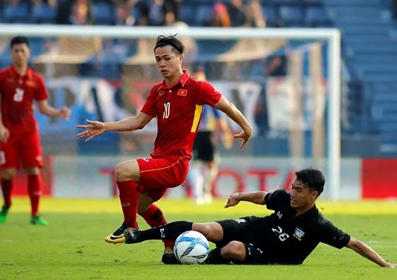 Thái Lan đang háo hức trông chờ Công Phượng và các đồng đội. Ảnh: ANH KHOA