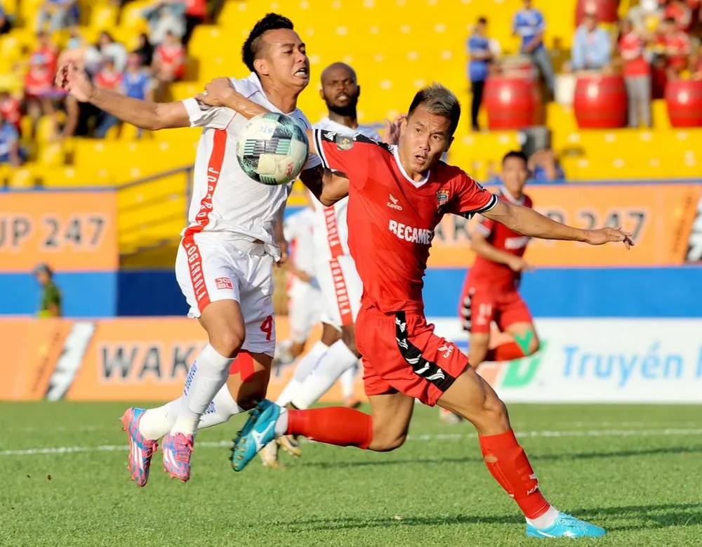 B.Bình Dương – Hải Phòng 2-0, Tiến Linh tỏa sáng giải hạn cho đội chủ nhà ảnh 1