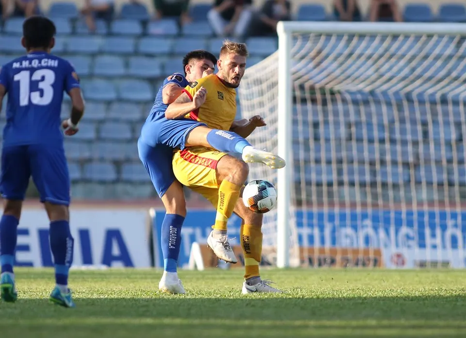 Quảng Nam thắng đậm Thanh Hóa trên sân nhà ảnh 1