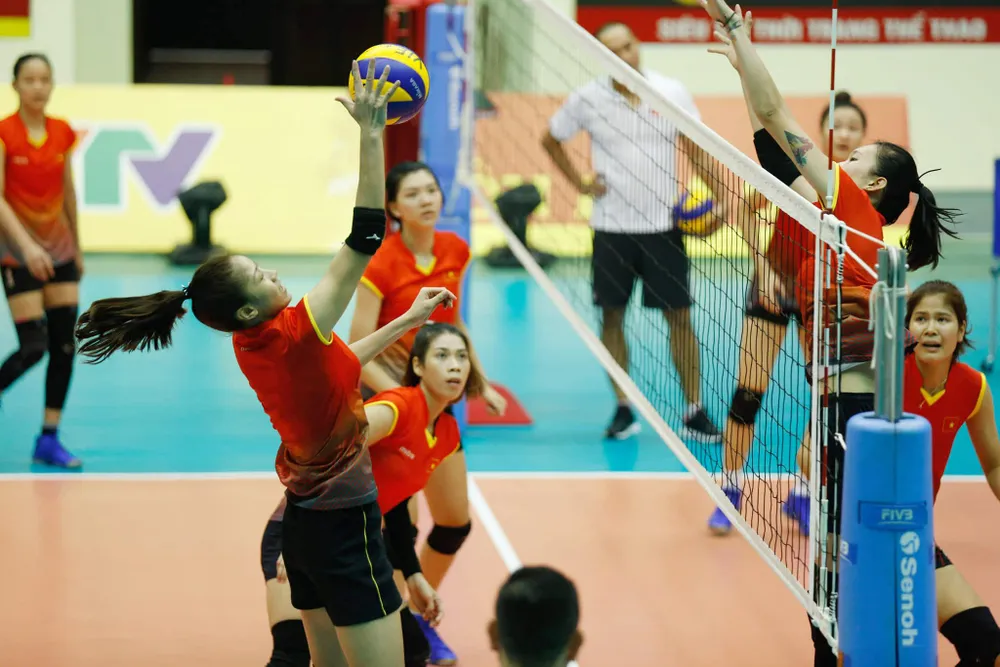 Đội tuyển nữ Việt Nam không được VFV chăm sóc đến nơi đến chốn. Ảnh: MINH HOÀNG