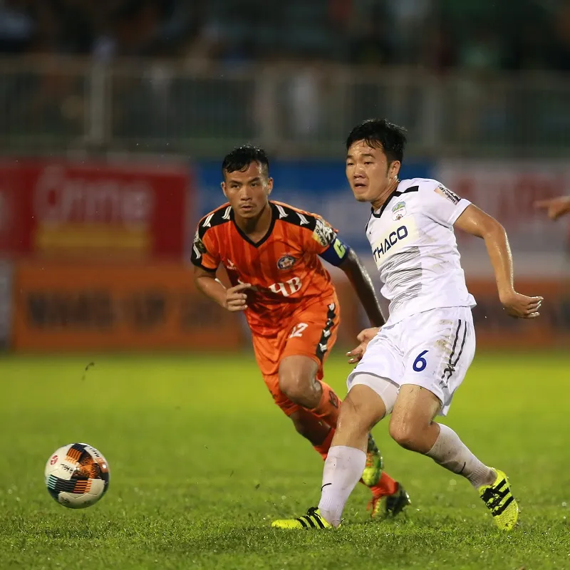 Xuân Trường được bầu là cầu thủ xuất sắc nhất trân đấu. Ảnh: Minh Trần