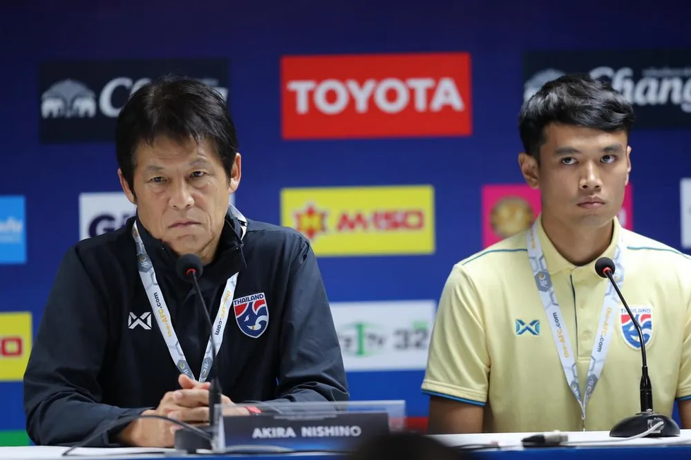 Tân HLV Akira của Thái Lan tại buổi họp báo. Ảnh: Dũng Phương
