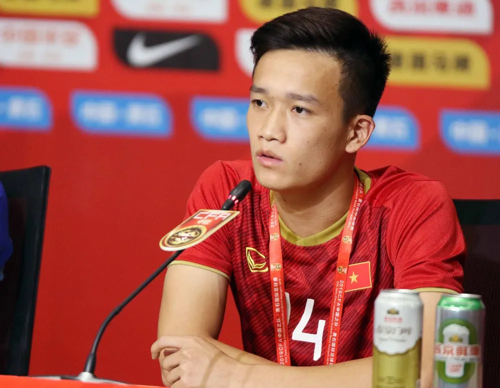 HLV Park Hang-seo mừng khi gặp lại thầy cũ ảnh 1