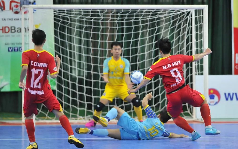 Sahako lại mất điểm, Thái Sơn Nam sẽ tận dụng thời cơ? ảnh 1