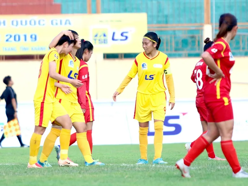 Lượt về giải bóng đá nữ VĐQG 2019: Khó cản bước TPHCM I ảnh 1