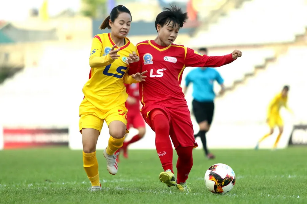 Giải bóng đá nữ VĐQG - Cúp Thái Sơn Bắc 2019: TPHCM I giữ vững ngôi đầu ảnh 1