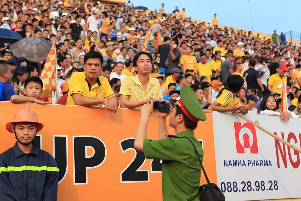 Công tác An ninh được tăng cường trong trận Nam Định – TPHCM ảnh 2