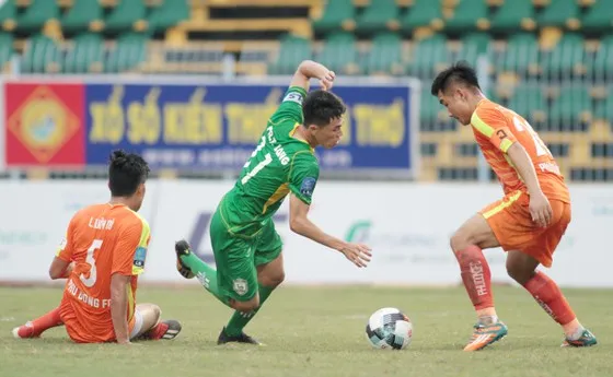 Cần Thơ đã không vượt qua được trận cầu "6 điểm" với Phù Đổng. Ảnh: DƯƠNG THU