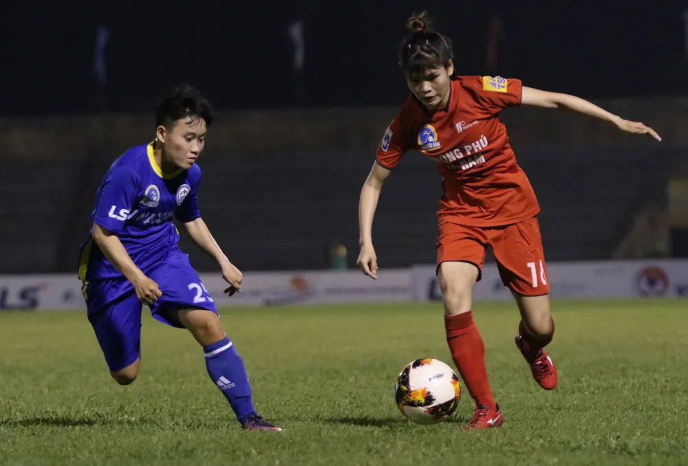 Giải bóng đá nữ VĐQG 2019: ĐKVĐ Phong Phú Hà Nam thua đau ở phút bù giờ ảnh 2