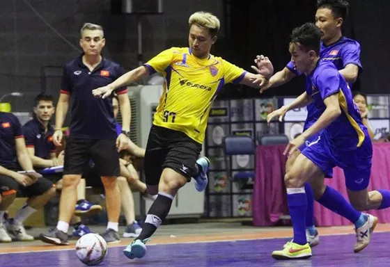 ĐT futsal Việt Nam chuẩn bị sang Thái Lan tập huấn ảnh 2