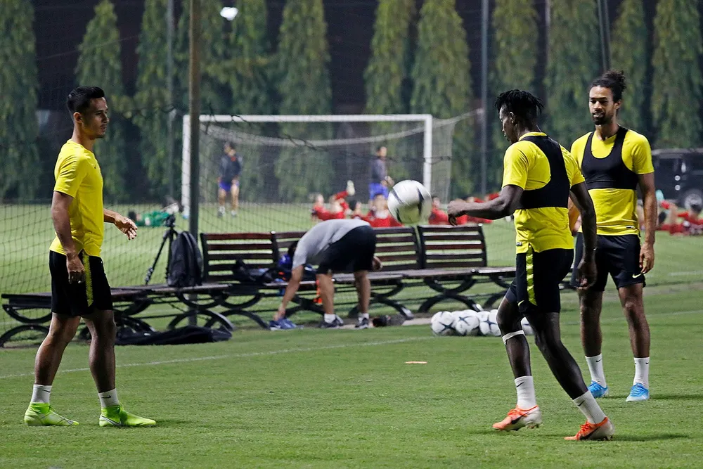 ĐT Malaysia tập buổi đầu tiên tại Hà Nội ảnh 5