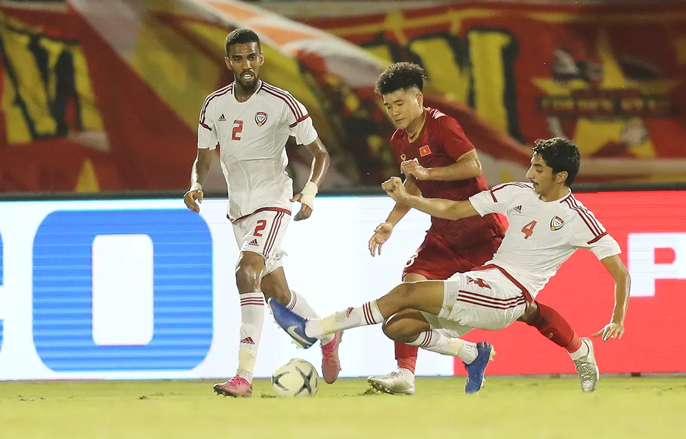 Hà Đức Chinh (phải) và U22 Việt Nam sẽ đụng độ với Thái Lan hay Philippines từ vòng bảng? Ảnh: DŨNG PHƯƠNG