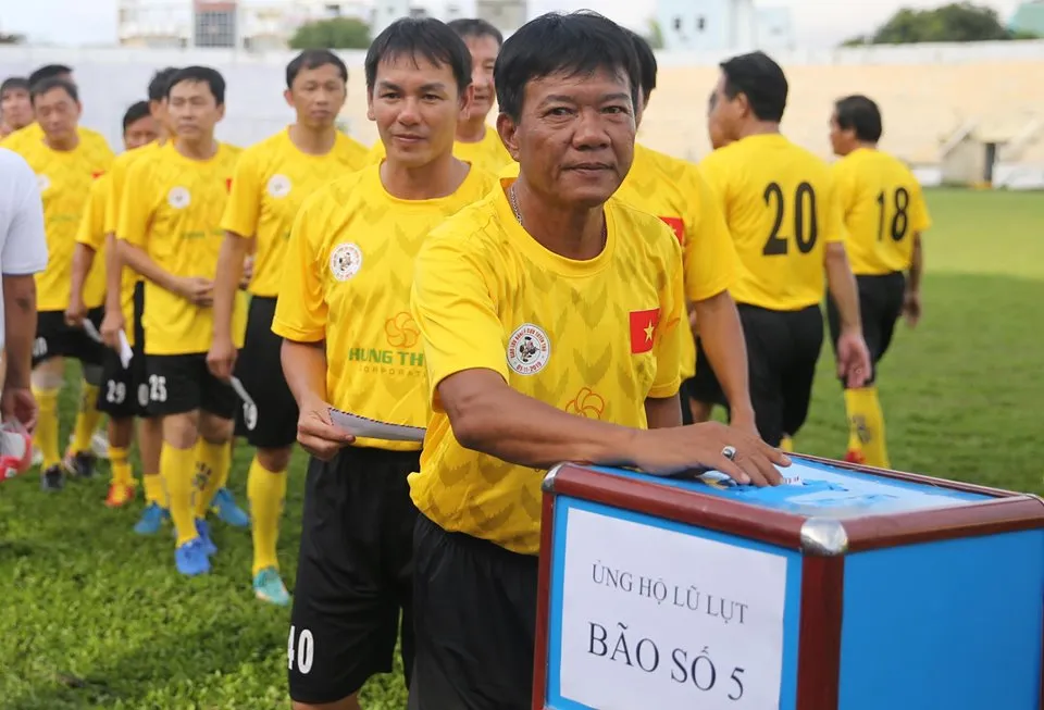 Thế hệ vàng hội ngộ trên sân Quy Nhơn ảnh 4