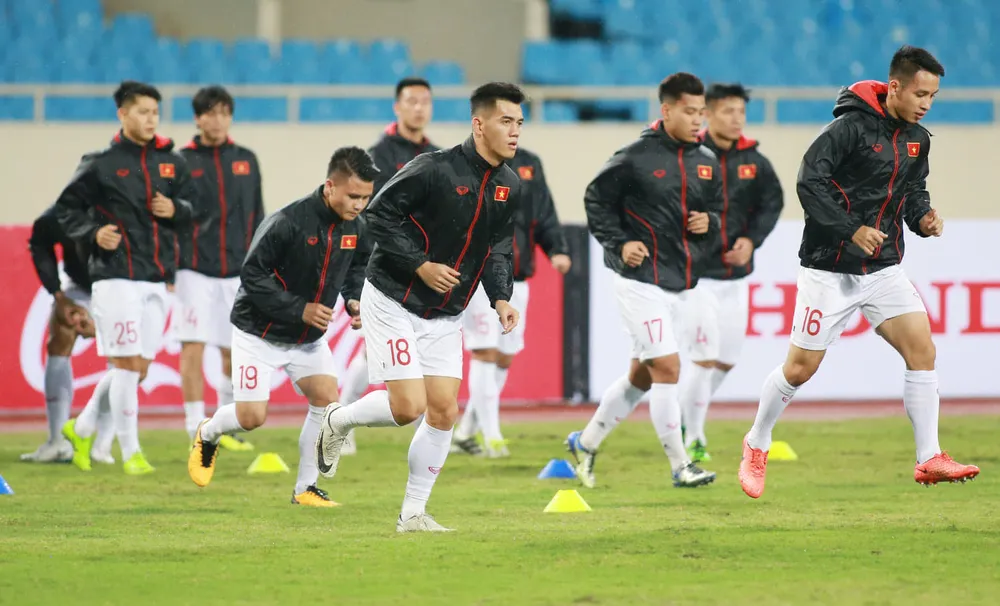 HLV Park Hang-seo và nhiệm vụ kép ảnh 1