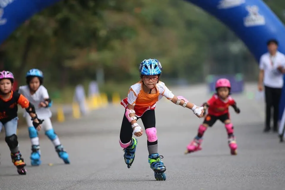 Giải đua roller sports Hà Nội mở rộng 2020: Ngày hội của các bạn trẻ mê tốc độ ảnh 1