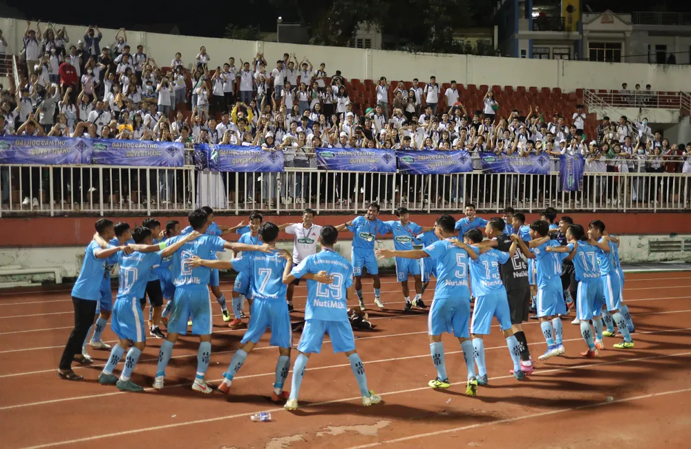 Chung kết SV-League 2020: Đại học Cần Thơ lên ngôi ngoạn mục ảnh 3