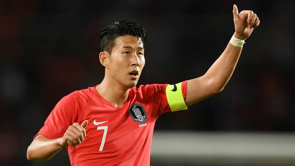 Son Heung-min xuất sắc nhất châu Á năm 2020 ảnh 1