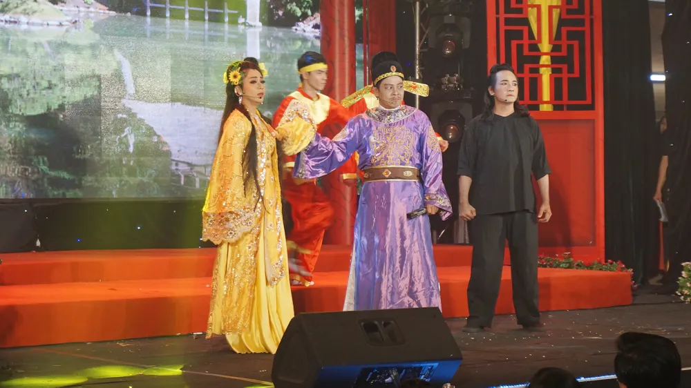 Cuộc thi Bông lúa vàng 2020 'Tỏa sáng tài năng cải lương': Người đẹp Bình Dương toả sáng ảnh 1