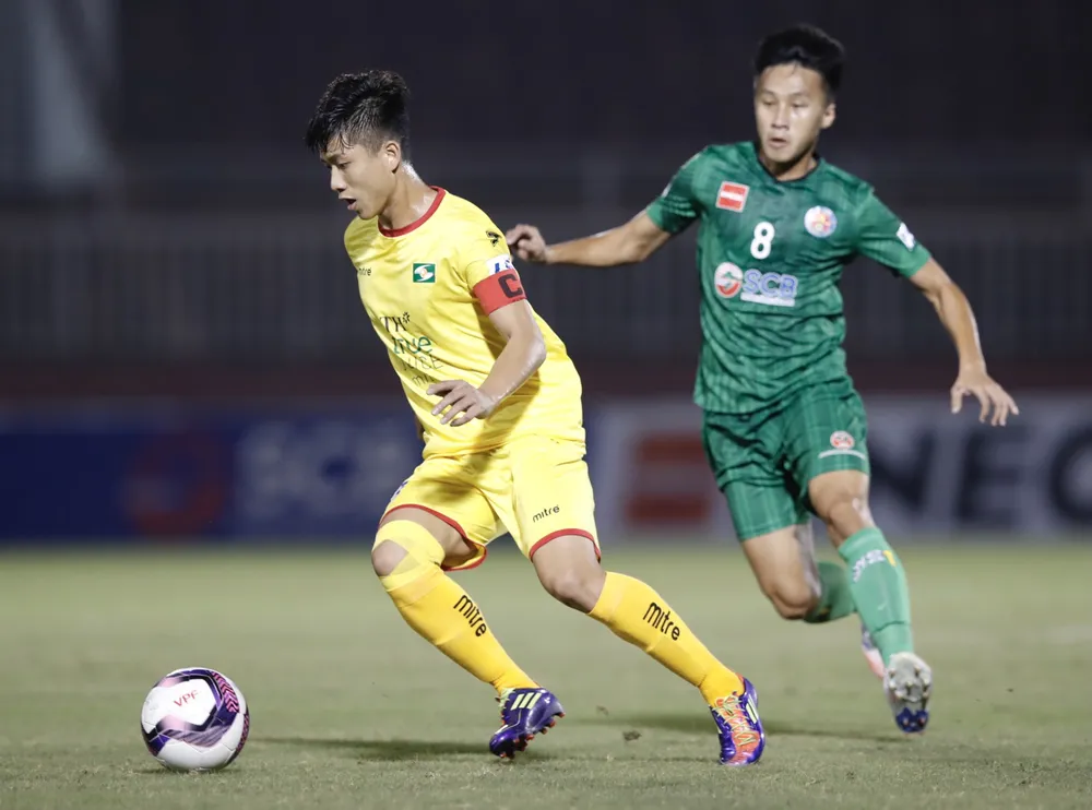 Sân Thống Nhất tuân thủ nghiêm túc phòng chống dịch Covid-19 ảnh 5