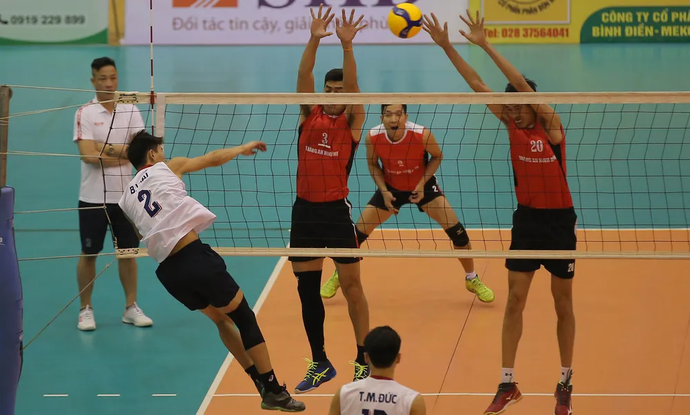 Khởi tranh vòng 1 Giải bóng chuyền quốc gia 2021: Tái ngộ thú vị ảnh 2