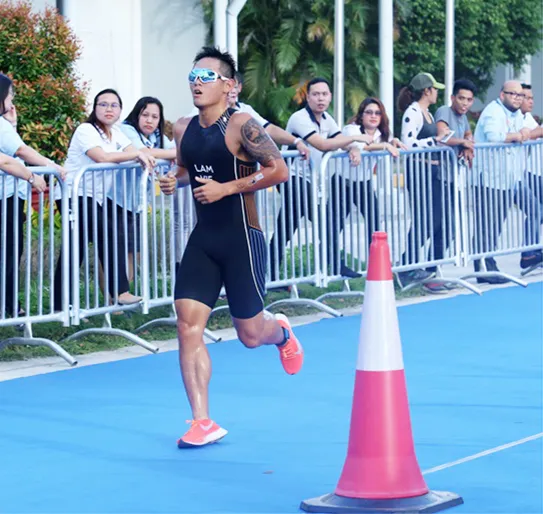 Giải đấu Ironman 3 môn phối hợp tranh tài tháng 5 ảnh 1