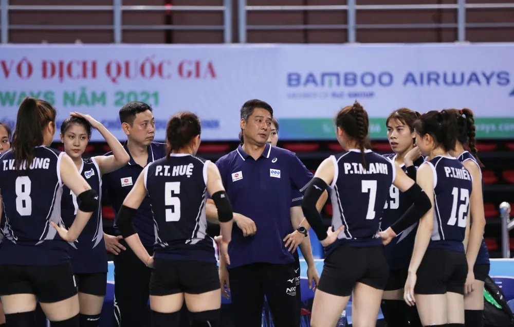 HLV Bùi Huy Sơn không còn dẫn dắt đội 1 của Bộ Tư lệnh Thông tin. Ảnh: DŨNG PHƯƠNG