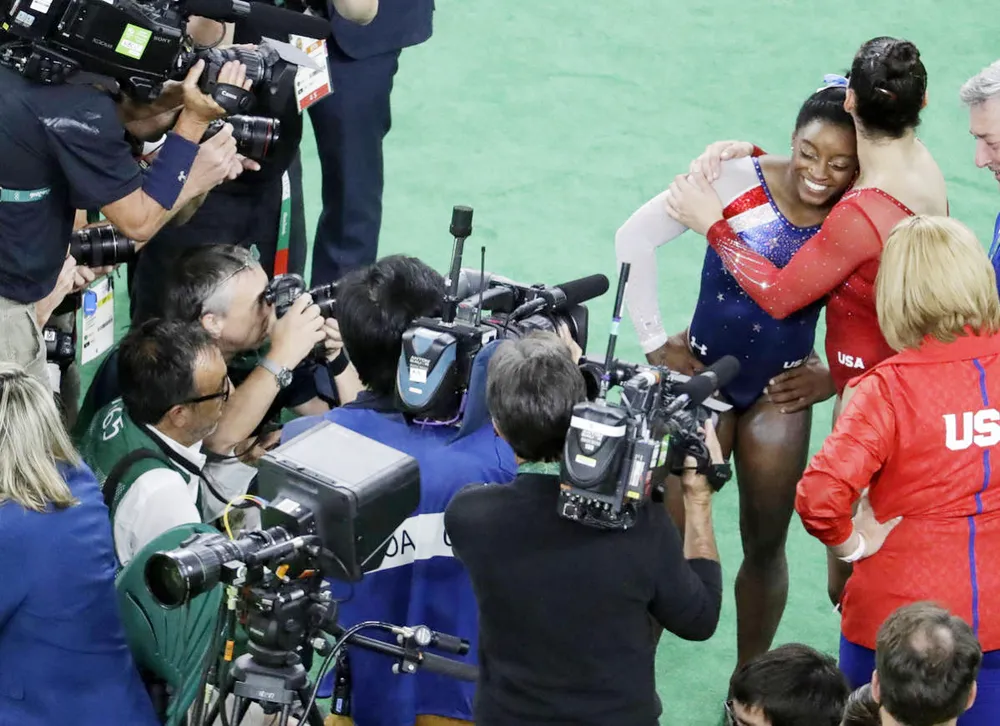 Tác nghiệp tại Olympic không hề có sự an nhàn ảnh 1