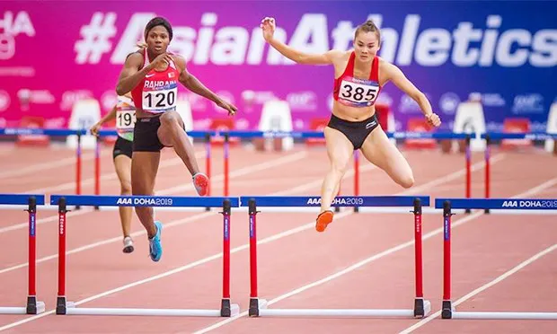 Quách Thị Lan (phải) tự tin khi tham dự cự ly 400m rào nữ ở Olymic Tokyo 2020. Ảnh: DŨNG PHƯƠNG